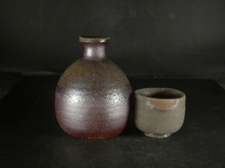 備前焼　登窯　備前焼中堅作家　石野　泰造　共箱付き黄・青ゴマ酒器セット１