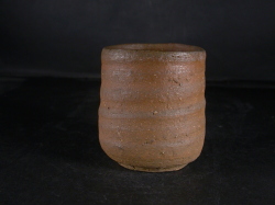 備前焼　穴窯　備前焼ベテラン作家　松嶋　勉　黄ゴマ緋湯呑２