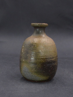備前焼　登窯　備前焼ベテラン作家　松嶋　勉　共箱付き黄・青ゴマ徳利１