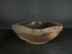 備前焼　登窯　備前焼伝統工芸士　故堀江　祥山　２０センチ共箱付き緋襷・黄ゴマ四方鉢１