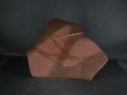 備前焼　登窯　備前焼名門女流作家　山本　絵里子　２２センチ緋襷・焦げ茶のゴマ三つ足叩き皿１