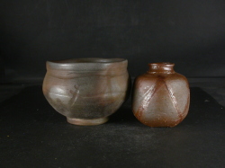 備前焼　登窯　備前焼窯元御所窯　塚元　博順　共箱付き桟切・緋襷抹茶茶碗・茶入れセット１