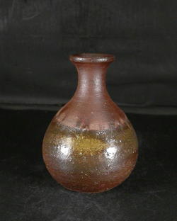 備前焼　新備前　珍壺　徳利　一対　銘「雪柳」　極め箱　C　6081 Amazon.co.jp: 備前焼 新備前 珍壺 徳利 一対 銘雪柳 極め箱