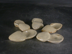 虫明焼　長船窯　岡部　紫山　紙共箱付き虫明貝箸置き５個組１