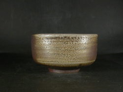 備前焼　登窯　備前焼伝統工芸士　故鷹取　閑山　共箱付き黄・青ゴマ抹茶茶碗１