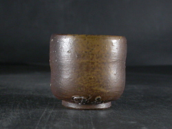 備前焼　登窯　窯元　金重利陶苑　第７７代金重利右衛門陶弘　黄ゴマぐい呑３
