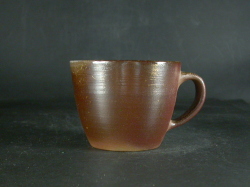 備前焼　穴窯　備前焼若手作家　藤見　俊一　黄ゴマ手付きカップ１