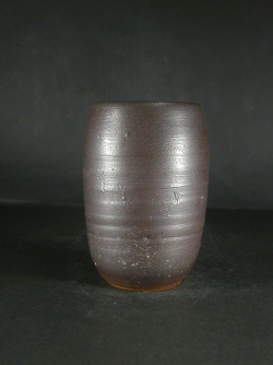 備前焼　登窯　備前焼中堅作家　竹内　靖之（山本）　最新作焦げ茶のゴマビール他グラス２９