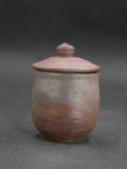 備前焼　登窯　備前焼中堅作家　竹内　靖之（山本）　最新作焦げ茶のゴマ蓋付き湯呑１０