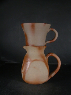 備前焼　備前焼中堅作家　片岡　聖観　 緋襷コーヒードリッパー・ポット１