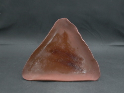 備前焼　備前焼中堅作家　片岡　聖観　１９．５センチ緋襷三角皿１