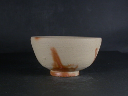 処分品　備前焼　備前焼中堅作家　片岡　聖観　緋襷飯茶碗３２
