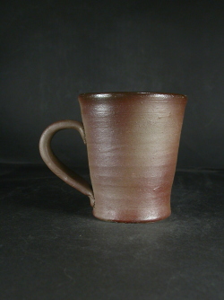 処分品 備前焼 登窯 備前焼中堅作家 片岡 聖観 黄ゴマ手付きカップ