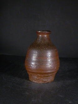 お買得　備前焼　穴窯　備前焼物故作家　前嶋　五一郎　黄ゴマ小徳利８０