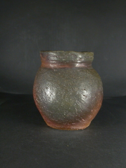 備前焼　穴窯　備前焼物故作家　前嶋　五一郎　手捻り黄ゴマ壷１５