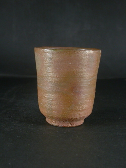 備前焼　穴窯　備前焼女流作家　前嶋　類子　緋襷湯呑１