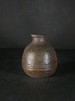お買得　備前焼　穴窯　備前焼物故作家　前嶋　五一郎　黄ゴマ小徳利６６