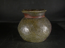 備前焼　穴窯　備前焼物故作家　前嶋　五一郎　手捻り黄ゴマ小壷７５