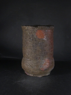 備前焼　穴窯　備前焼物故作家　前嶋　五一郎　手捻り窯変花入８３