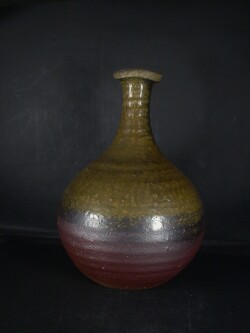 備前焼　登窯　備前市無形文化財　佐藤　苔助　共箱付き１．６升黄ゴマ焼酎保存用長首蕪大徳利・花入２