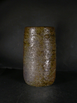 処分品　備前焼　登窯　岡山県無形文化財　故伊勢崎　満　黄ゴマ花入２４