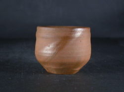 岡山県重要無形文化財 浦上善次 備前焼 緋襷酒呑 合箱共布 酒器 酒盃 酒杯 岡山県重要無形文化財 浦上善次 備前焼 緋襷酒呑 合箱共布 酒器