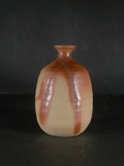 処分品　備前焼　備前焼窯元　備前陶苑　若手作家作緋襷徳利１５