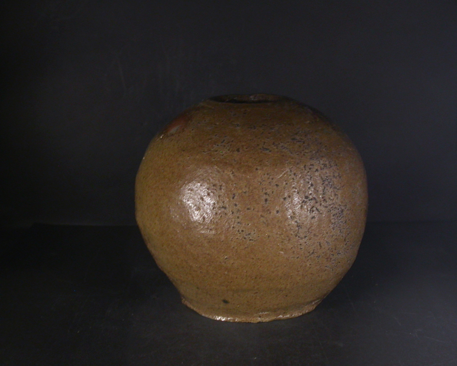 備前焼　穴窯　備前焼物故作家　前嶋　五一郎　手捻り黄ゴマ壺７