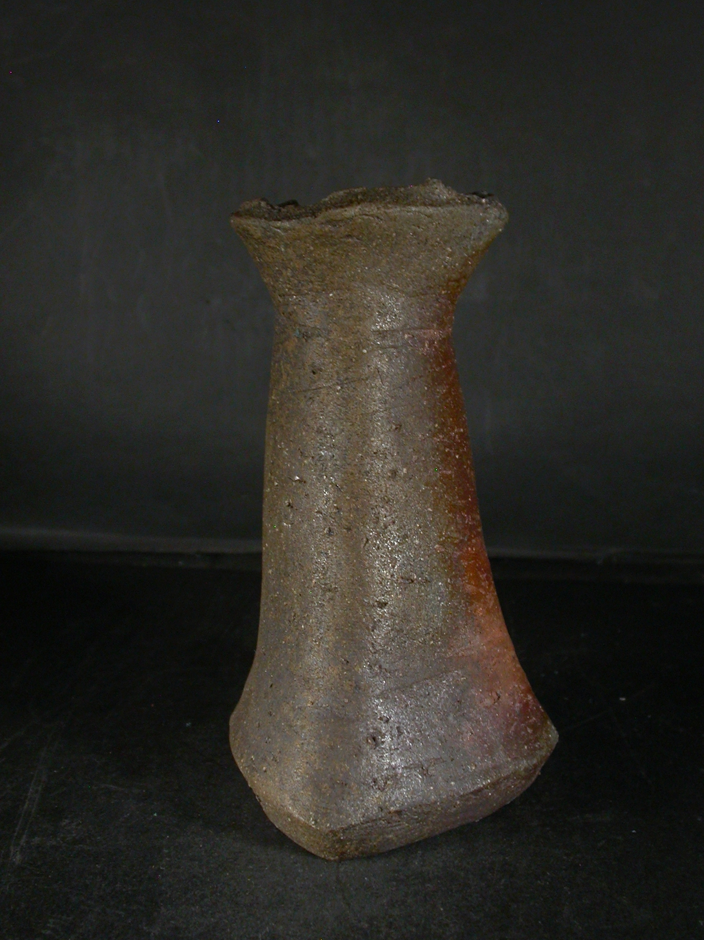 備前焼　穴窯　備前焼物故作家　前嶋　五一郎　手捻り黄ゴマ花入８５