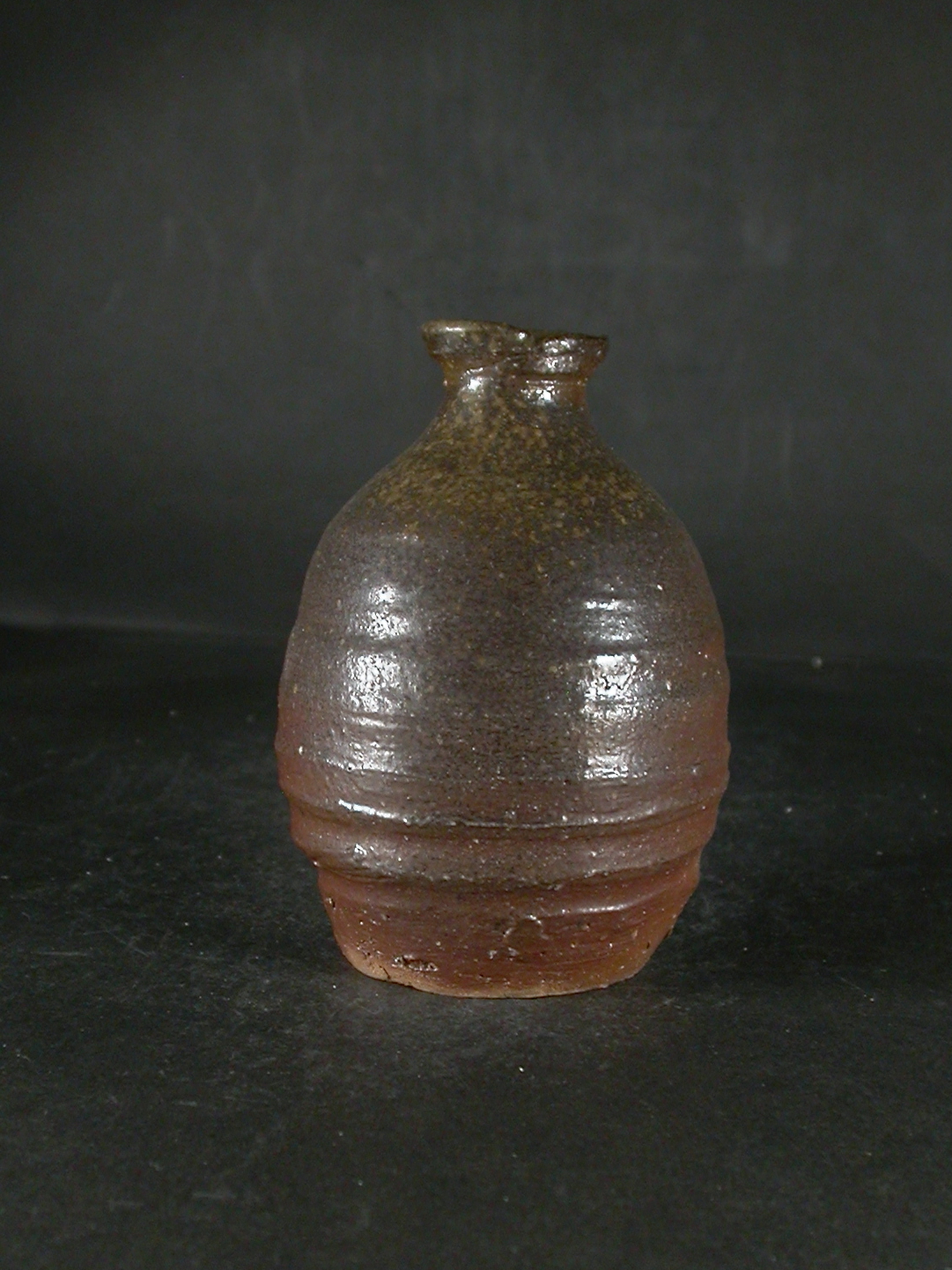 備前焼　穴窯　備前焼物故作家　前嶋　五一郎　金彩・黄ゴマ小徳利４８