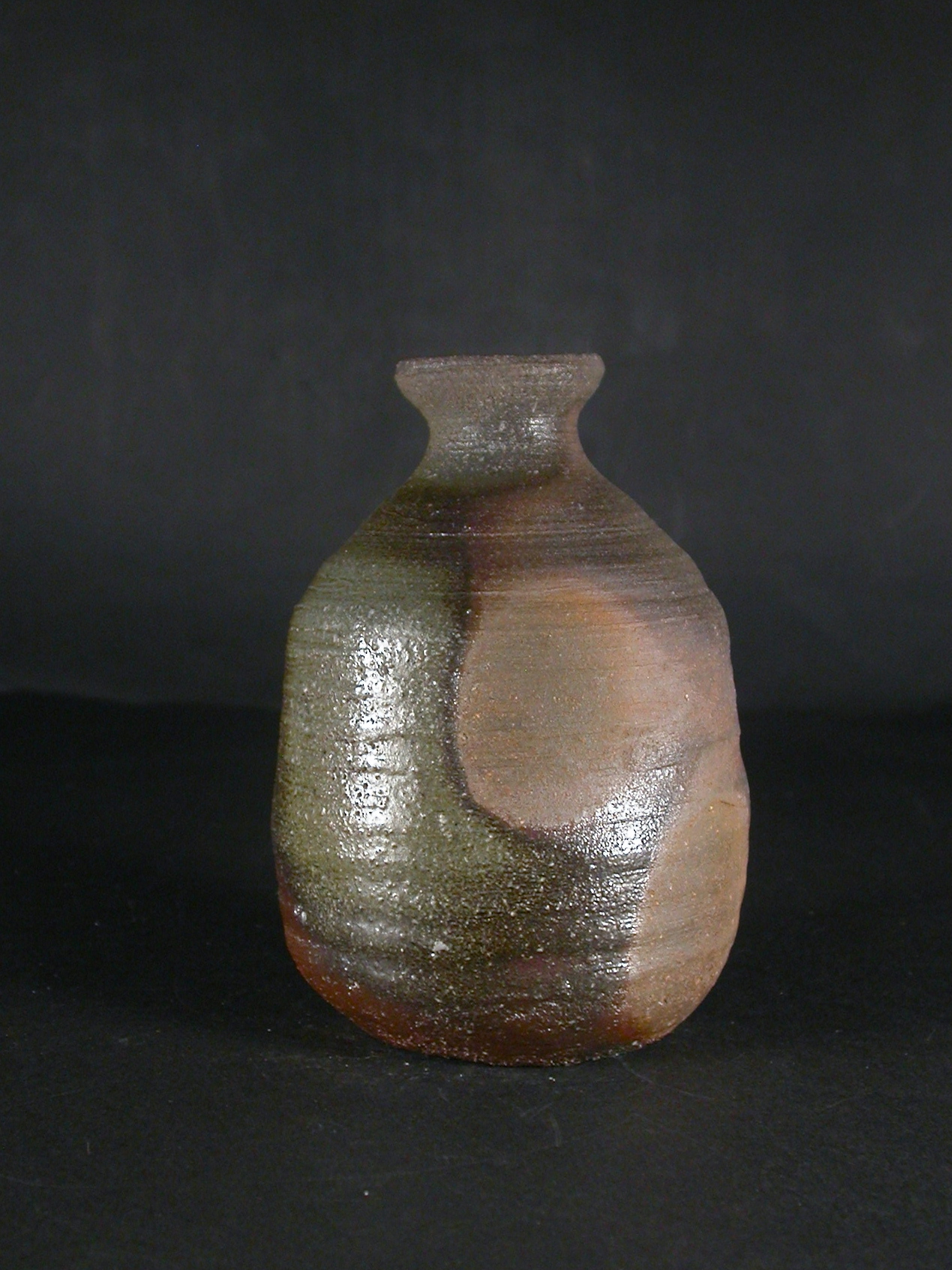 備前焼　穴窯　備前焼女流作家　前嶋　類子　窯変徳利６