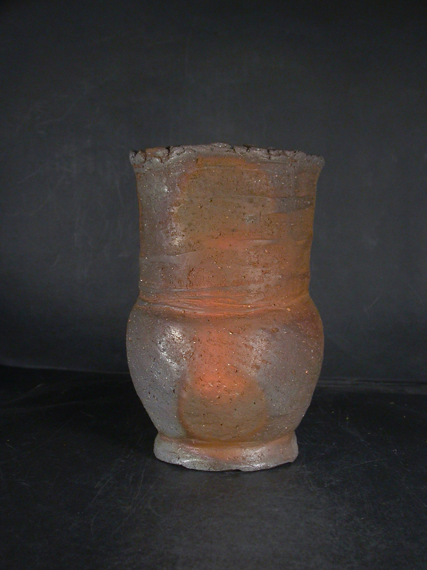 備前焼　穴窯　備前焼物故作家　前嶋　五一郎　手捻り緋窯変花入９０