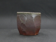 備前焼　穴窯　備前焼異色作家　吉岡　勝巳　最新作黄ゴマ面取・鎬小振りなフリーカップ１２