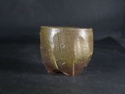 備前焼　穴窯　備前焼異色作家　吉岡　勝巳　最新作黄ゴマ面取・鎬ぐい呑４