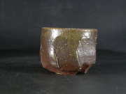 処分品　備前焼　穴窯　備前焼異色作家　吉岡　勝巳　最新作黄ゴマ面取り・鎬ぐい呑２１