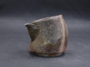 備前焼　穴窯　備前焼人気作家　クリストファー・レイヴェンフォール　窯変片口酒注１