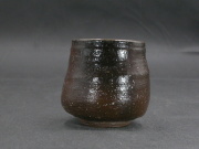 備前焼　穴窯　備前焼人気作家　小川　壮一　伊部手黄ゴマ黒備前湯呑１