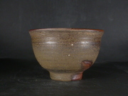備前焼　登窯　備前焼中堅作家　松本　勝哉　共箱付き緋襷・黄ゴマ抹茶茶碗１
