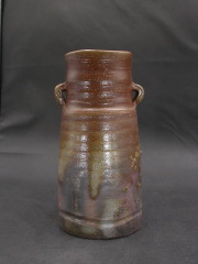 備前焼　登窯　備前焼窯元　泰山窯　共箱付き桟切・黄ゴマ耳付き花入２