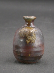 備前焼　登窯　作者不詳　黄ゴマミニ徳利花入１
