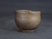 備前焼　登窯　備前焼中堅作家　稲荷　作　共箱付き黄ゴマぐい呑１