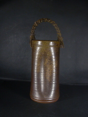 月間特価品　備前焼　登窯　備前焼窯元陶正園　木村　陶峰　籐手付き黄ゴマ花入７