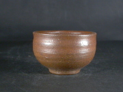 備前焼　登窯　作者不詳　焦げ茶のゴマぐい呑２１