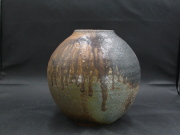 備前焼　登窯　備前焼中堅作家　末石　泰節　共箱付き窯変・玉垂れ大壺１