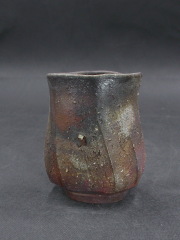 備前焼　登窯　備前焼中堅作家　豊福　博　桟切・黄ゴマ面取り湯呑１