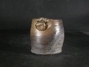 備前焼　登窯　備前焼中堅作家　竹内　靖之（山本）　最新作蟹付き金彩・窯変ぐい呑２４