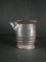 備前焼　備前焼中堅作家　竹内　靖之（山本）　最新作蟹付き黄ゴマ片口酒注１３