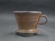 備前焼　備前焼中堅作家　竹内　靖之（山本）　最新作金彩・焦げ茶のゴマコーヒードリッパー７