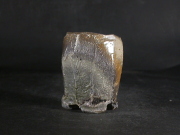 備前焼　登窯　備前焼中堅作家　竹内　靖之（山本）　最新作面取り・鎬金彩・窯変青備前ぐい呑３０