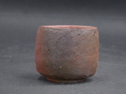 備前焼　登窯　備前焼中堅作家　竹内　靖之（山本）　最新作焦げ茶のゴマ緋ぐい呑３０